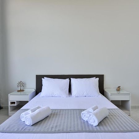 Loucerna Suites Chania ハニア エクステリア 写真