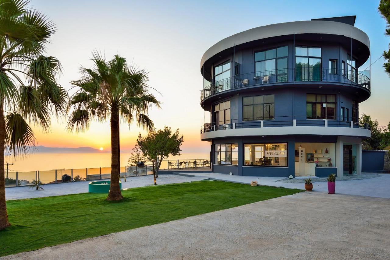 Loucerna Suites Chania ハニア エクステリア 写真