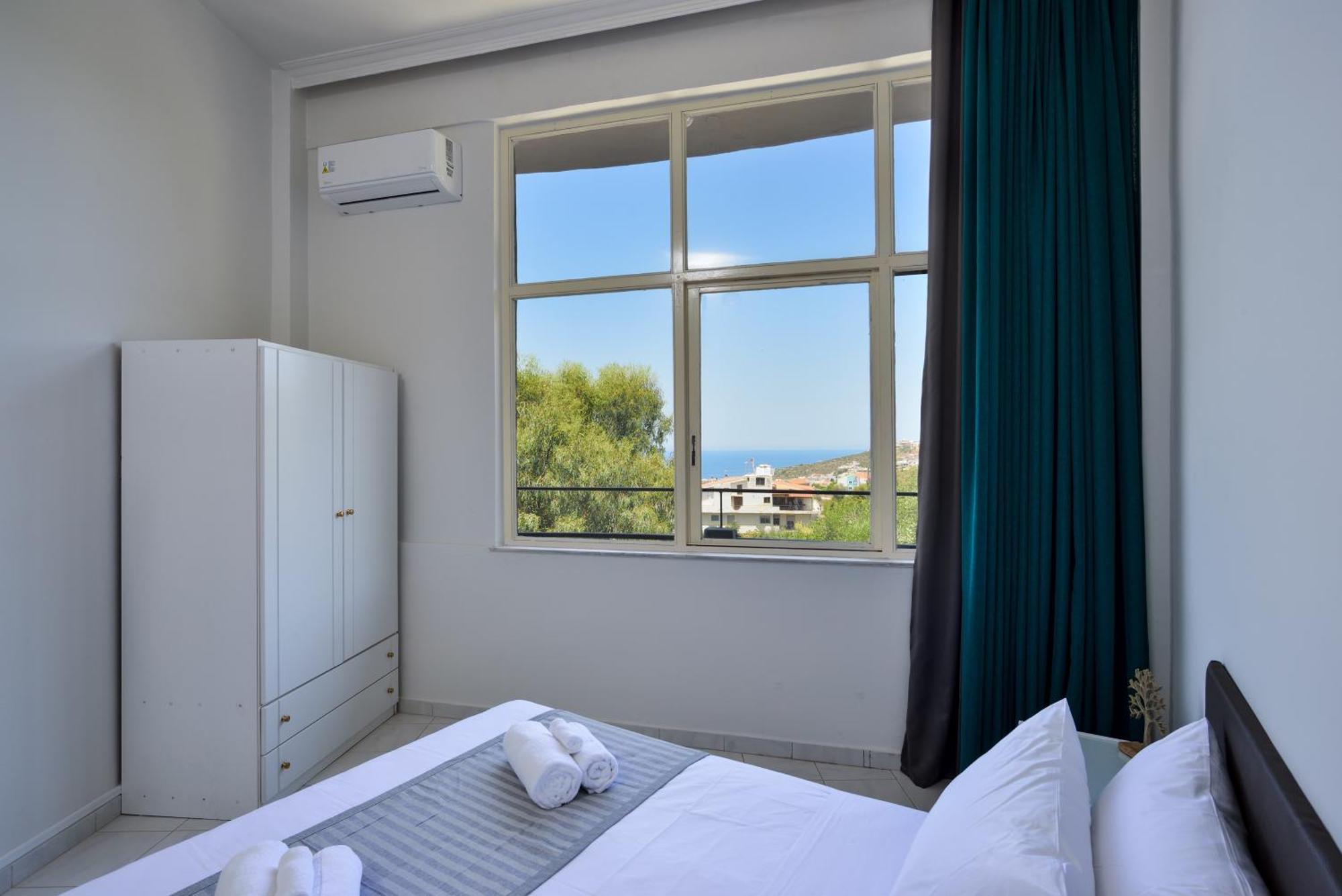 Loucerna Suites Chania ハニア エクステリア 写真