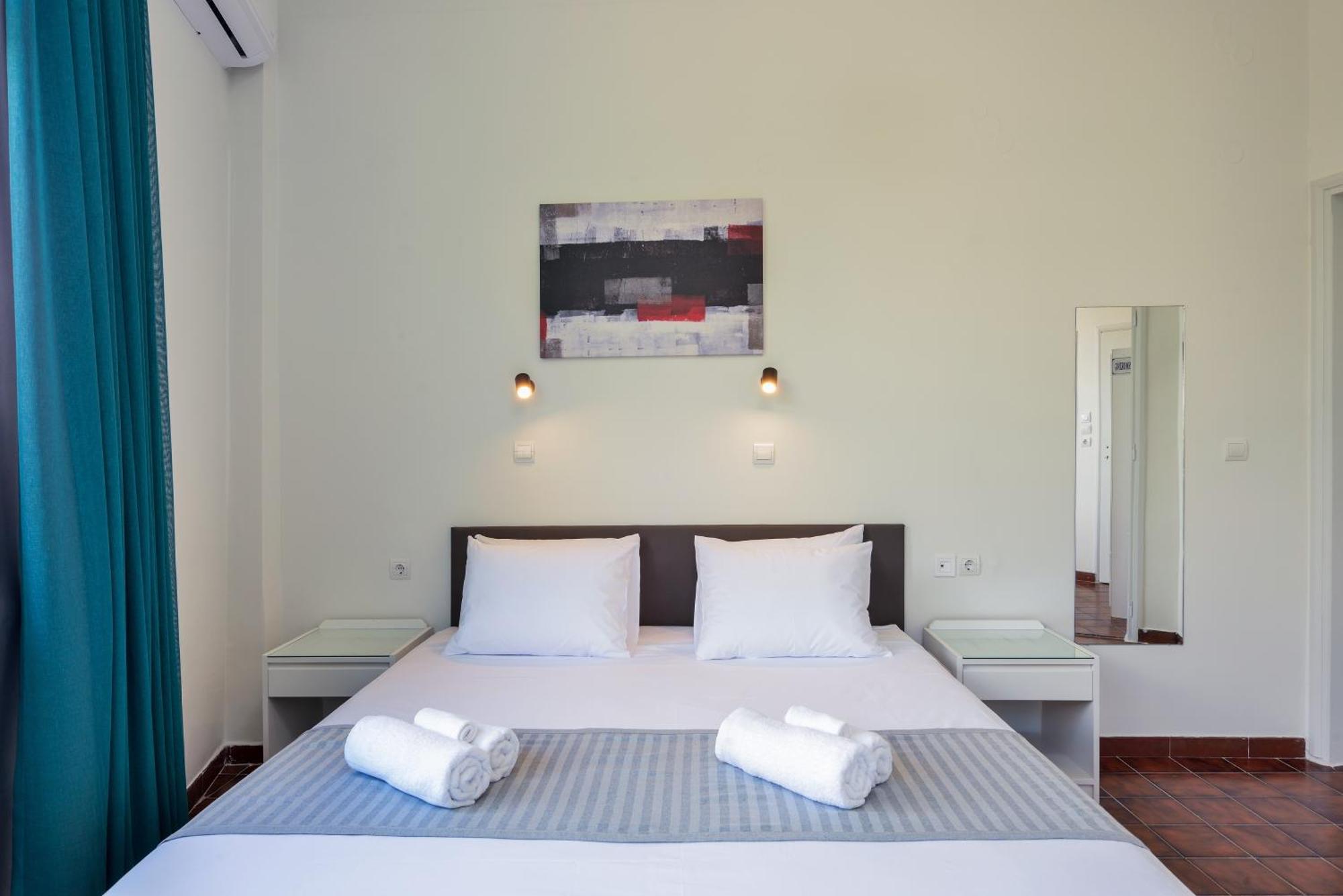 Loucerna Suites Chania ハニア エクステリア 写真