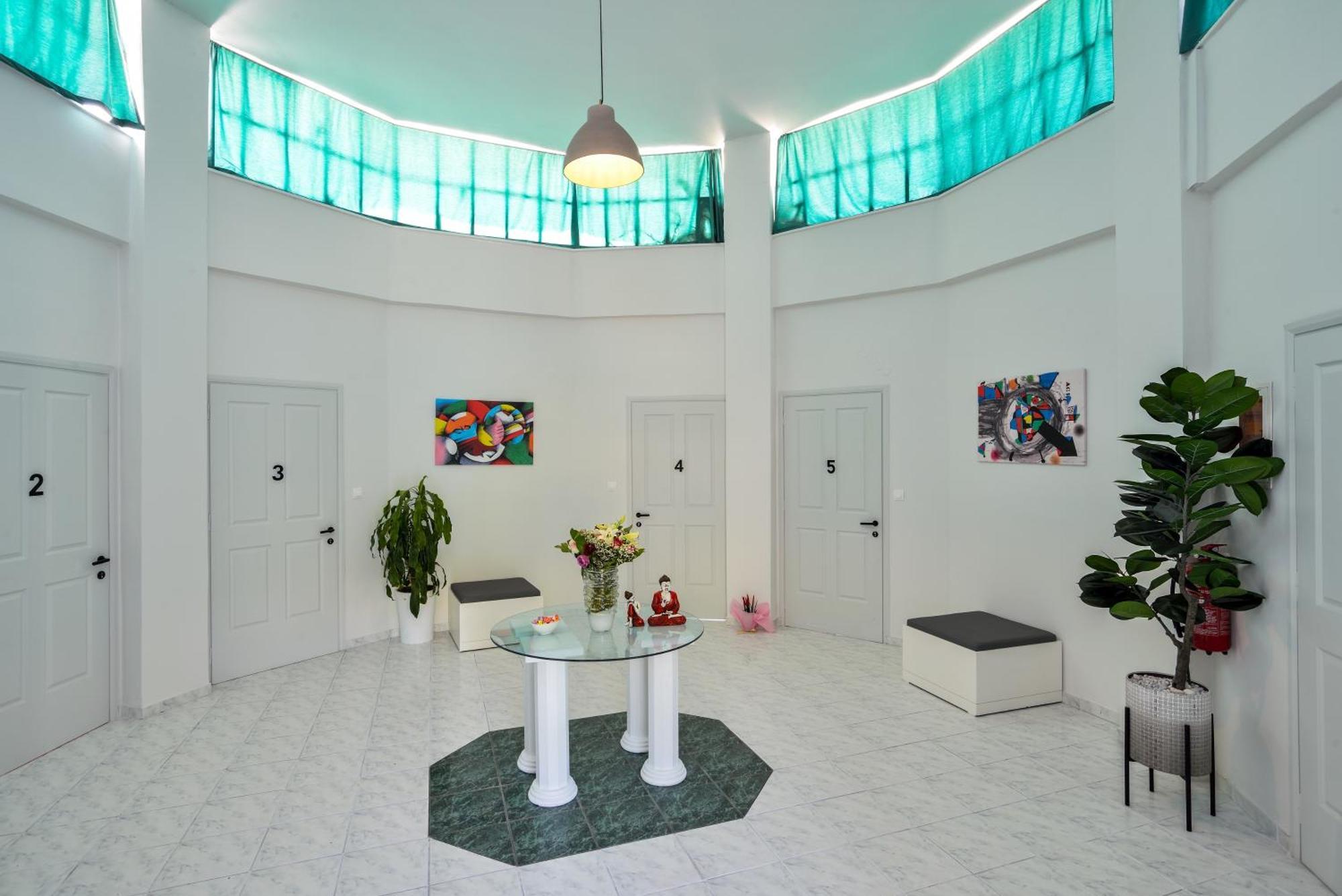 Loucerna Suites Chania ハニア エクステリア 写真