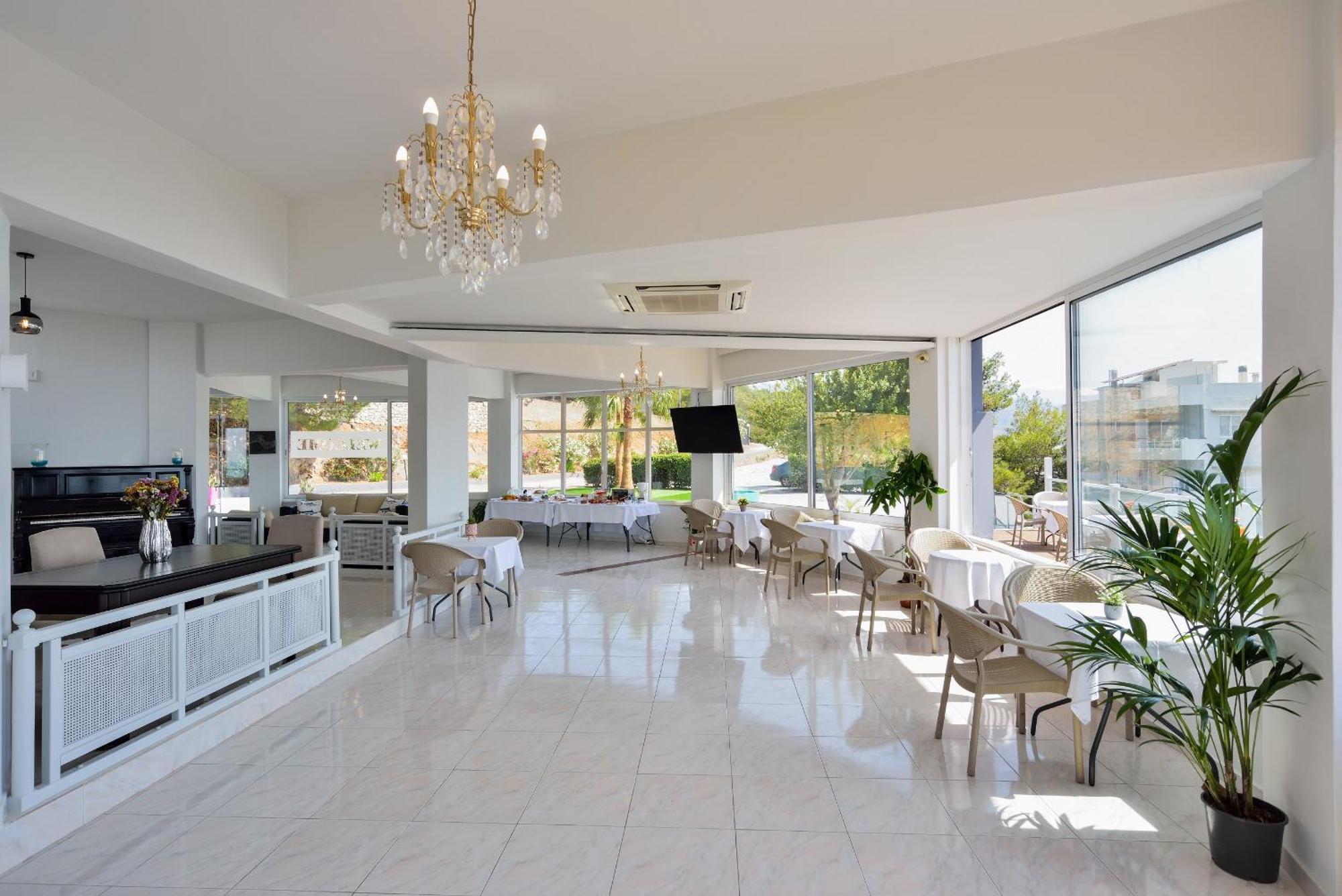 Loucerna Suites Chania ハニア エクステリア 写真